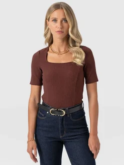 Akia Short Sleeve Tee - Maroon Textured