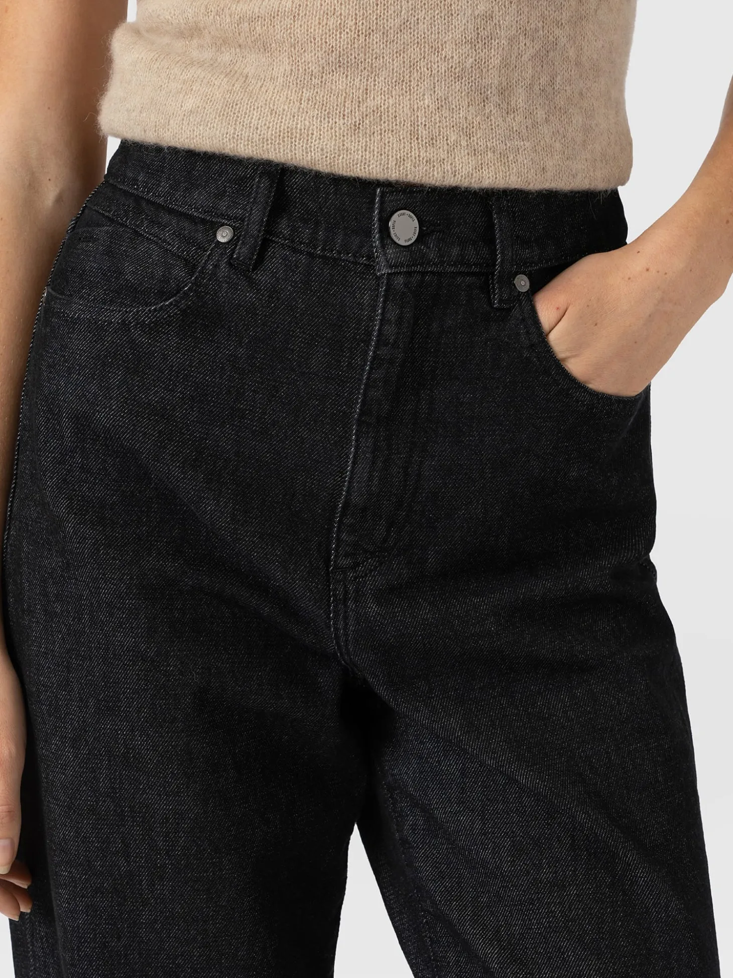 Barrel Leg Jean - Black