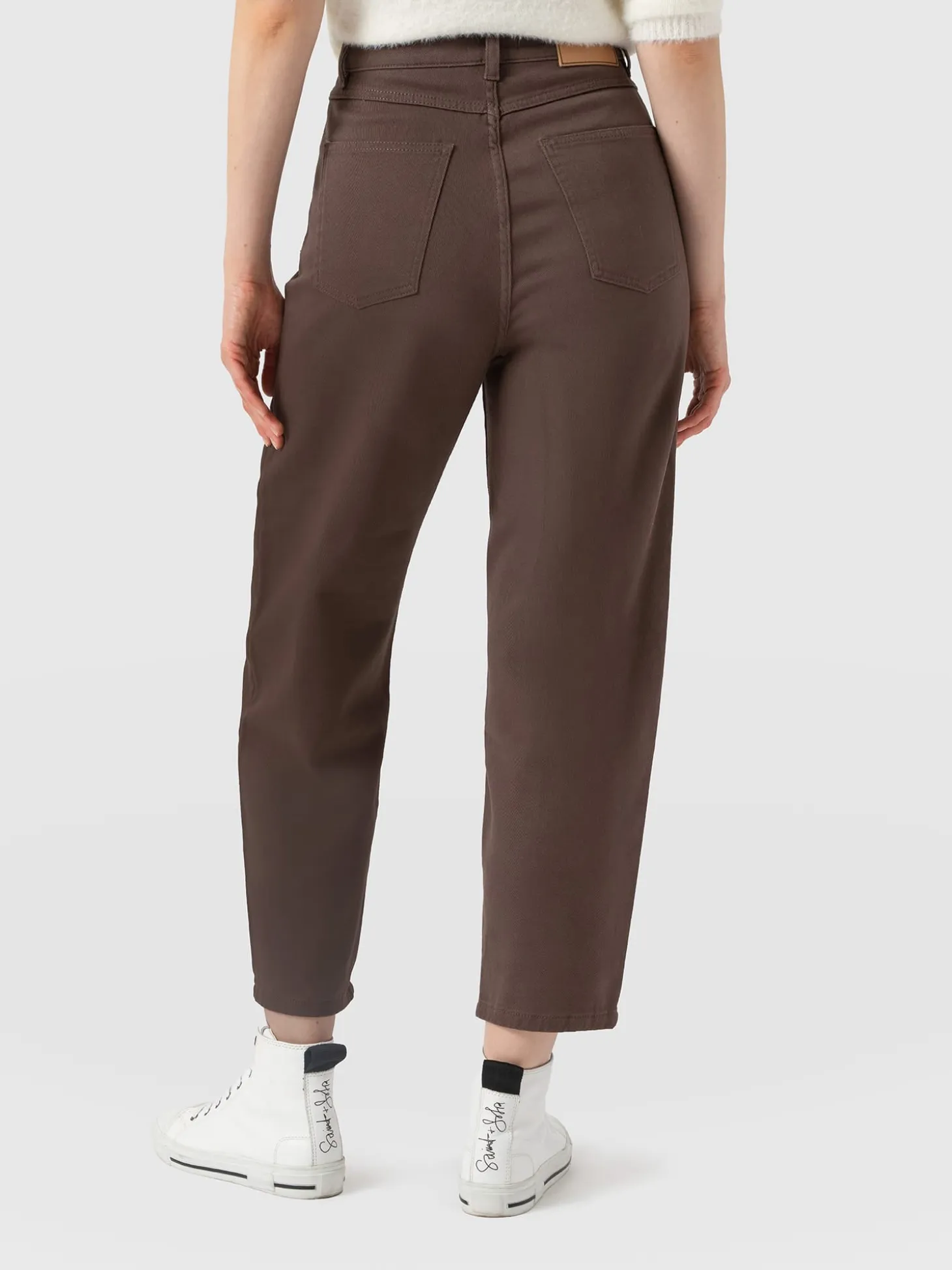 Barrel Leg Jean - Brown
