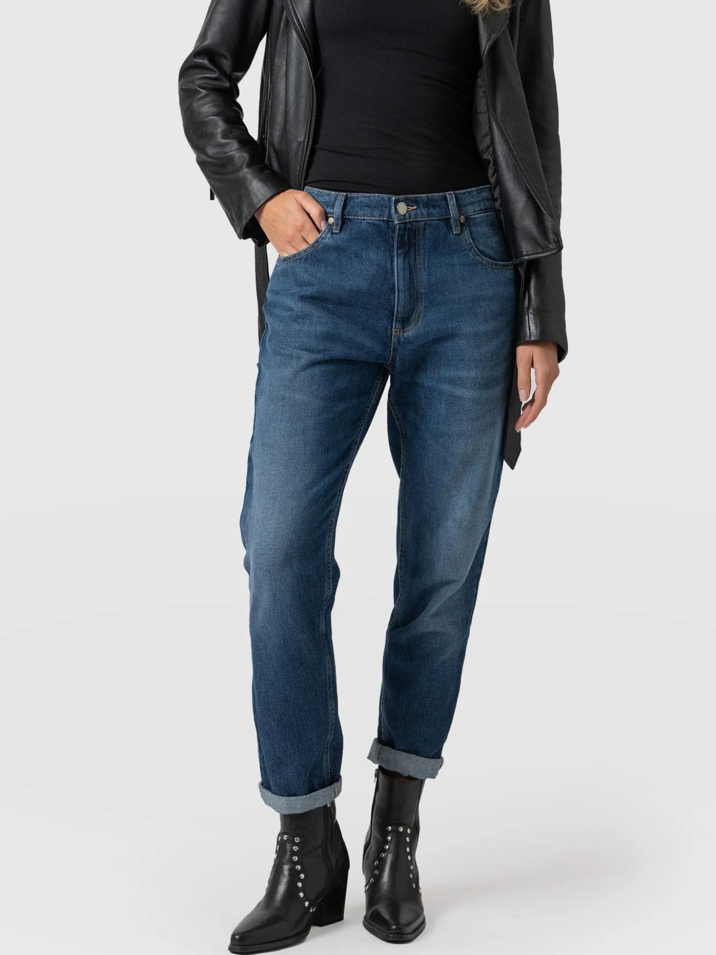 Boyfriend Jeans - Mid Blue