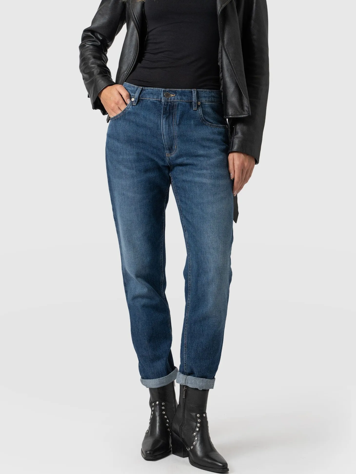 Boyfriend Jeans - Mid Blue