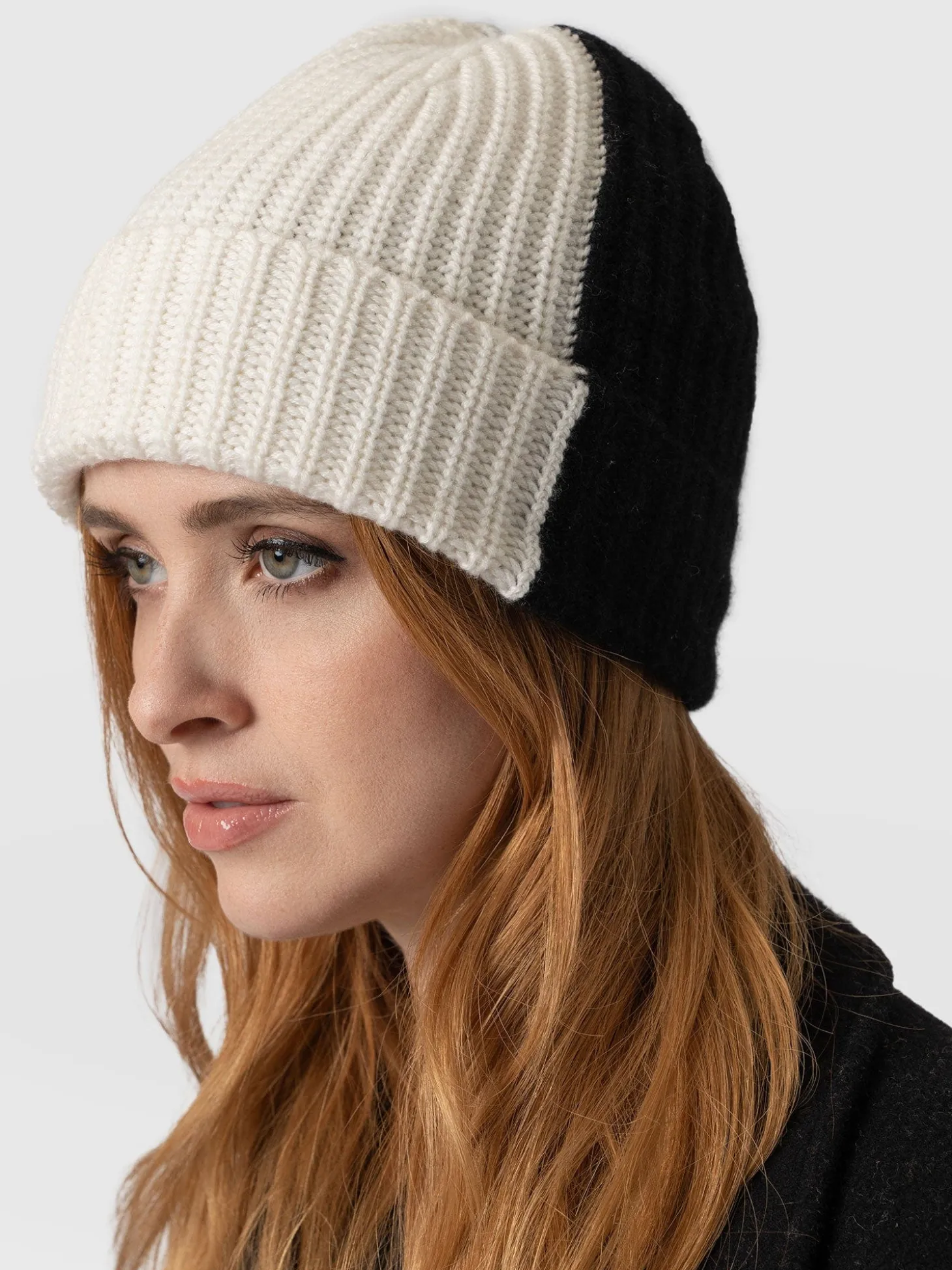 Cashmere Beanie - Cream/Black