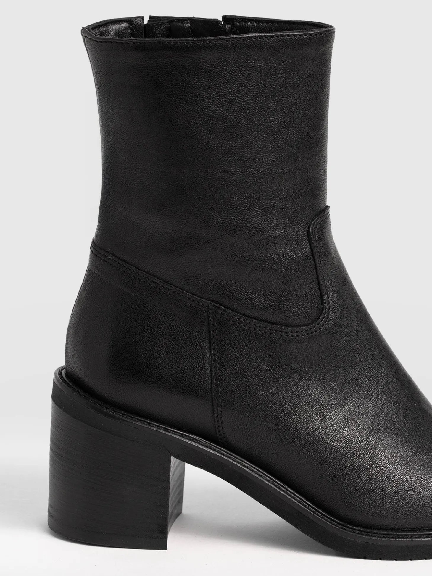Dakota Ankle Boot - Black