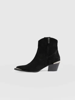 Dallas Metal Boot - Black