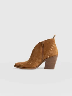 Dallas Studded Ankle Boot - Tan
