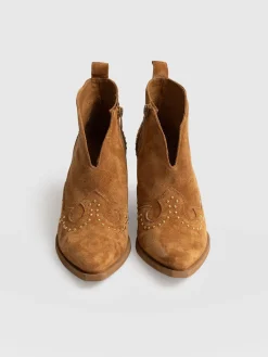Dallas Studded Ankle Boot - Tan