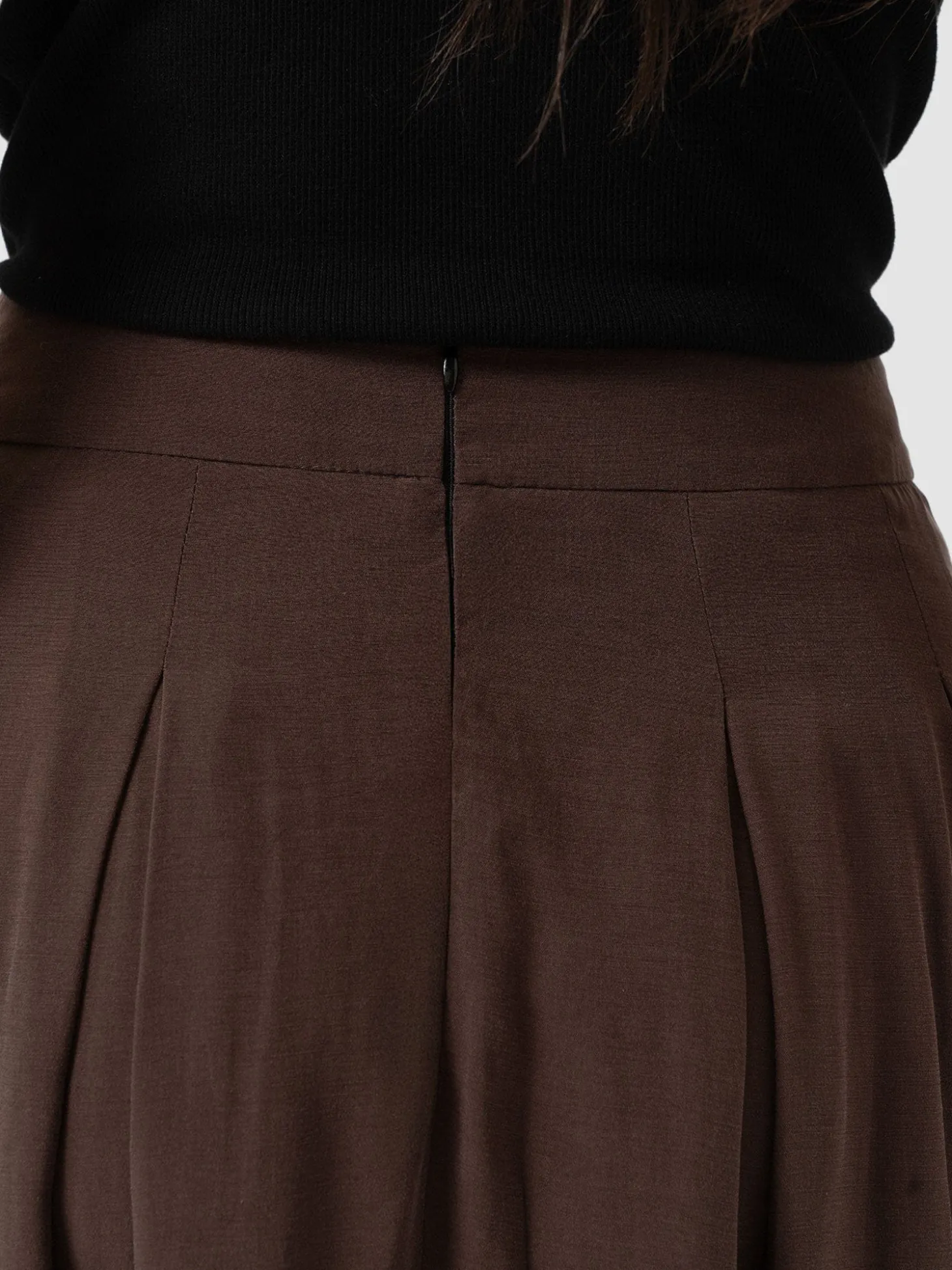 Eliza Pleated Skirt - Brown