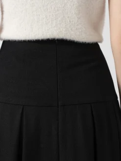 Everly Pleated Skirt - Black
