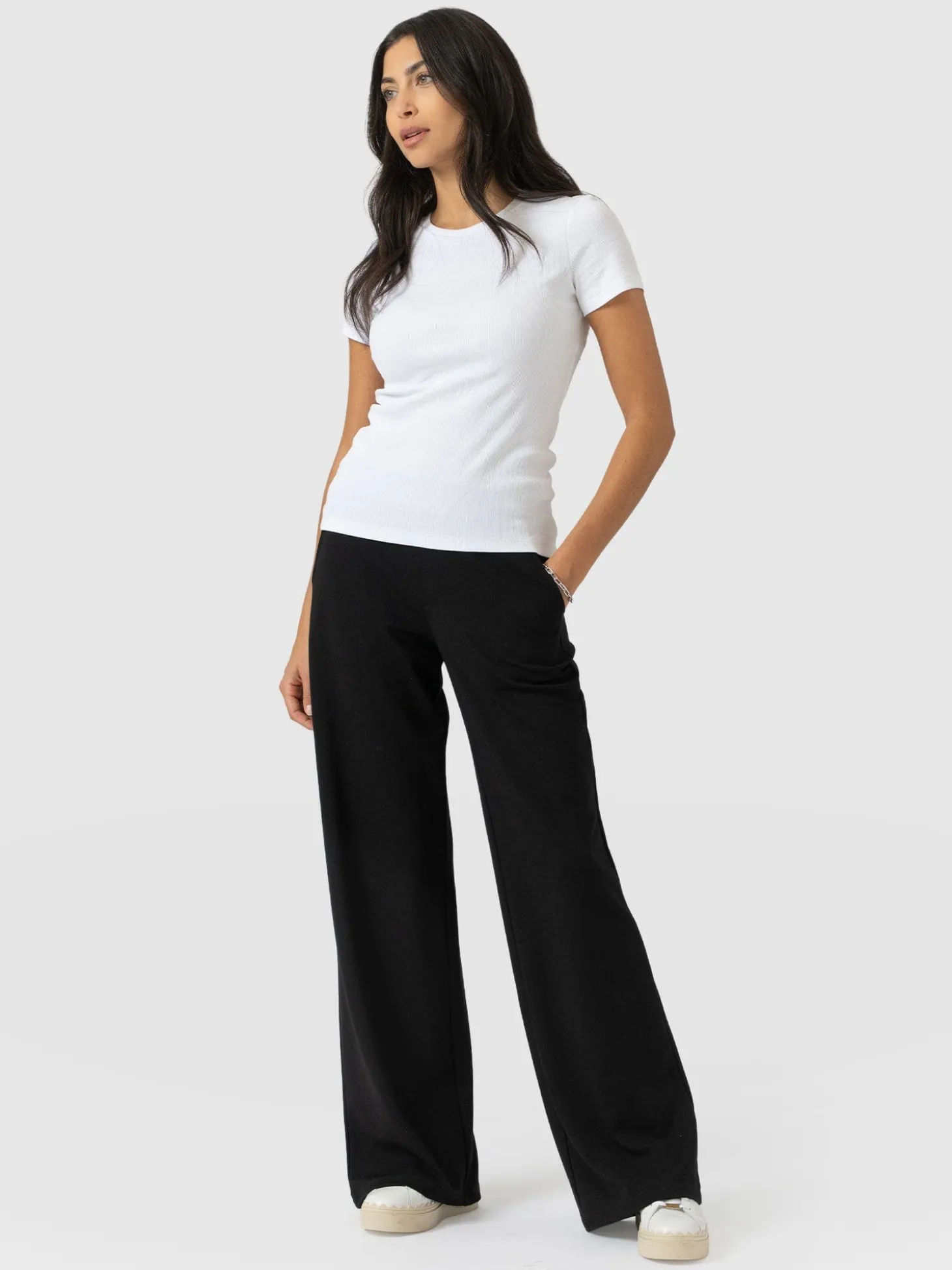 Hoxton Straight Leg Pant - Black