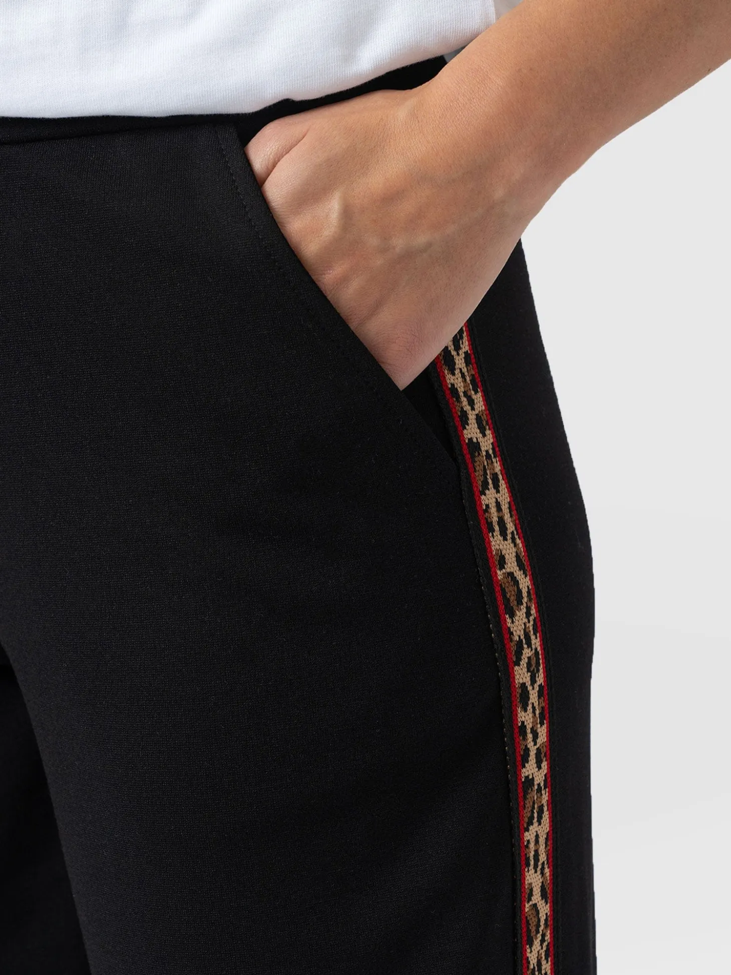 Hoxton Straight Leg Pant - Black - Leopard