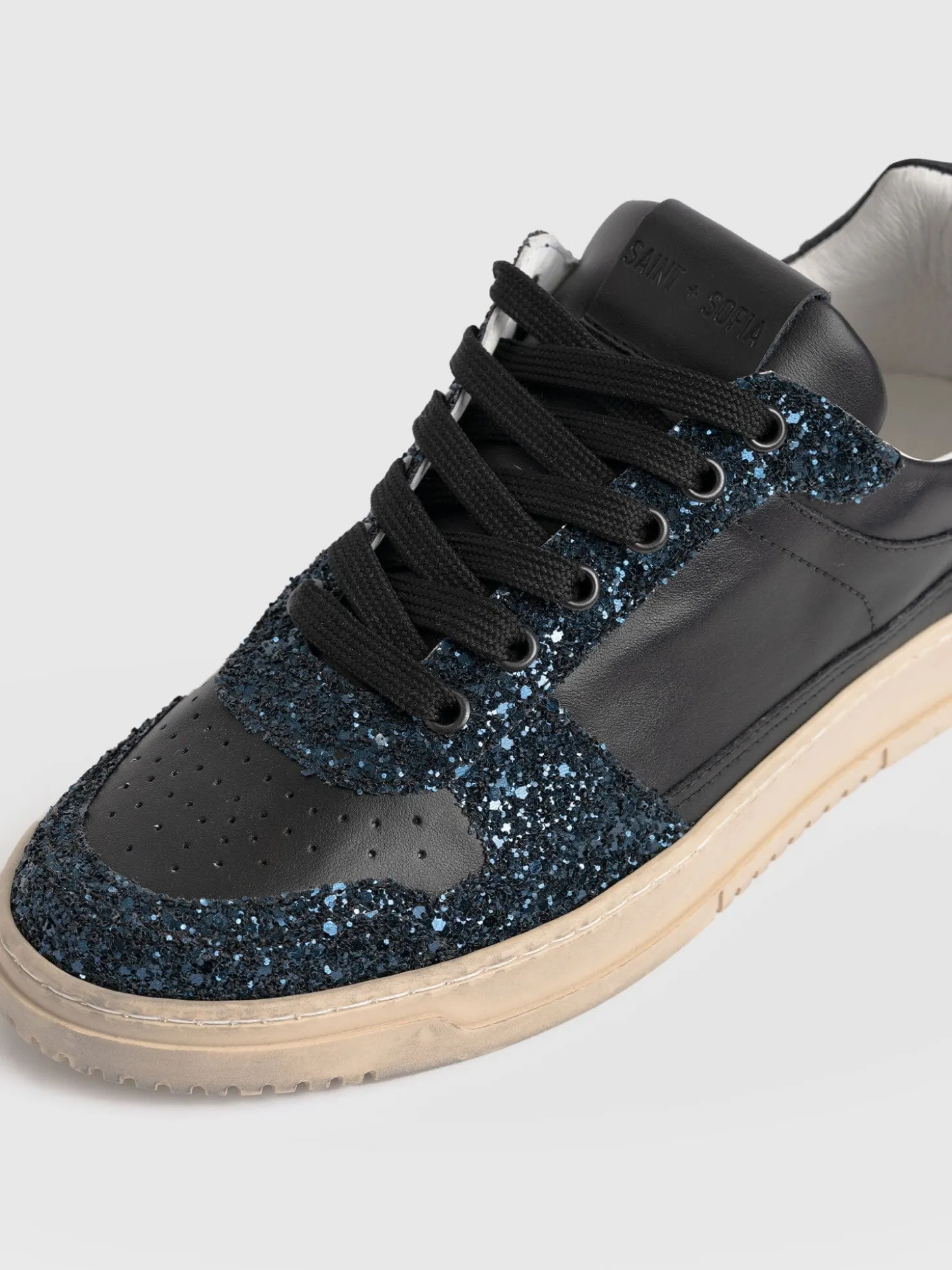 Onyx Sneaker - Black/Navy