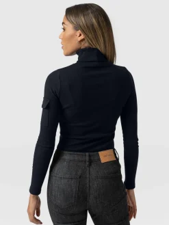 Pocket Turtle Neck - Navy