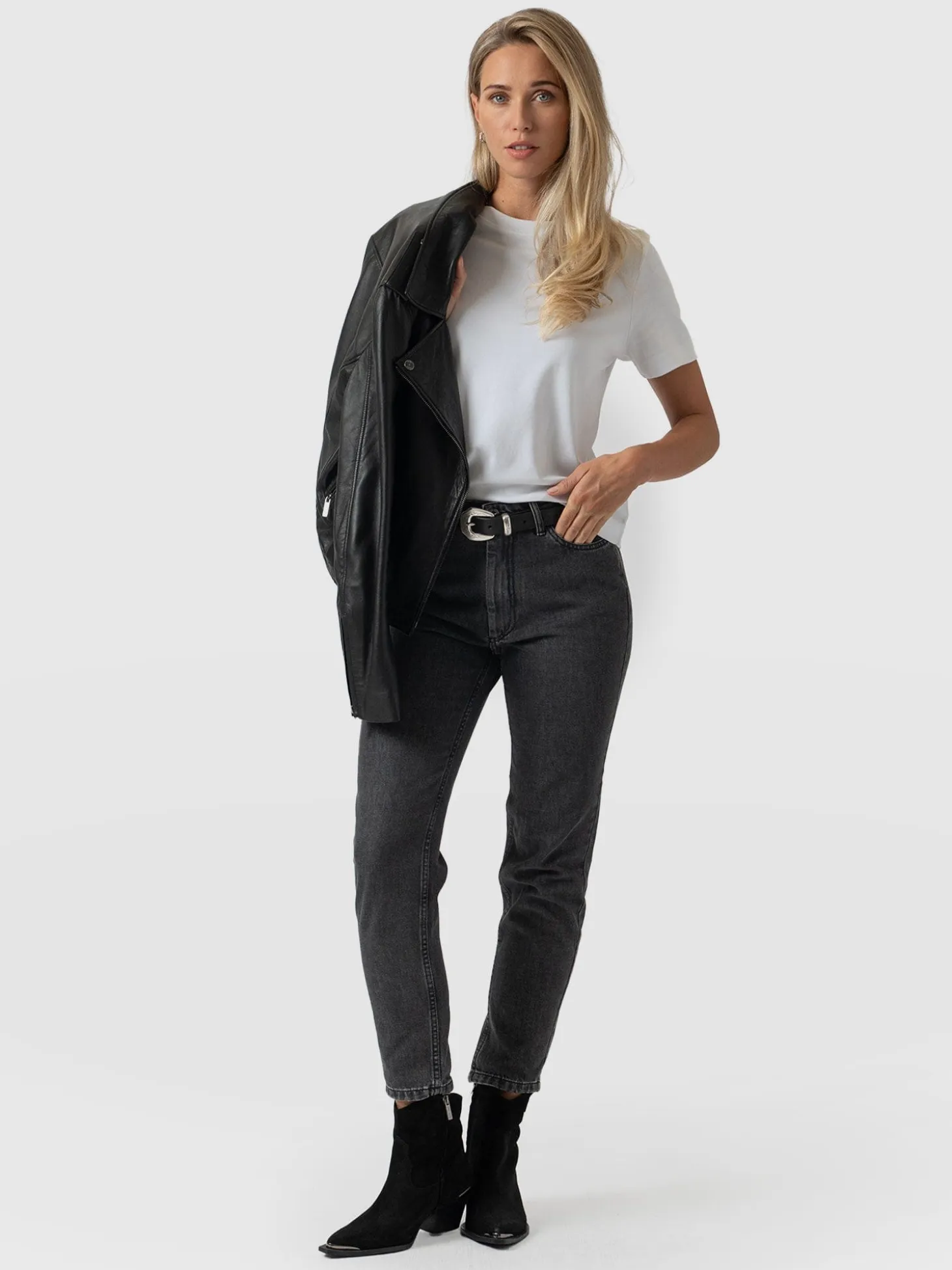 Slim Mom Jeans - Black